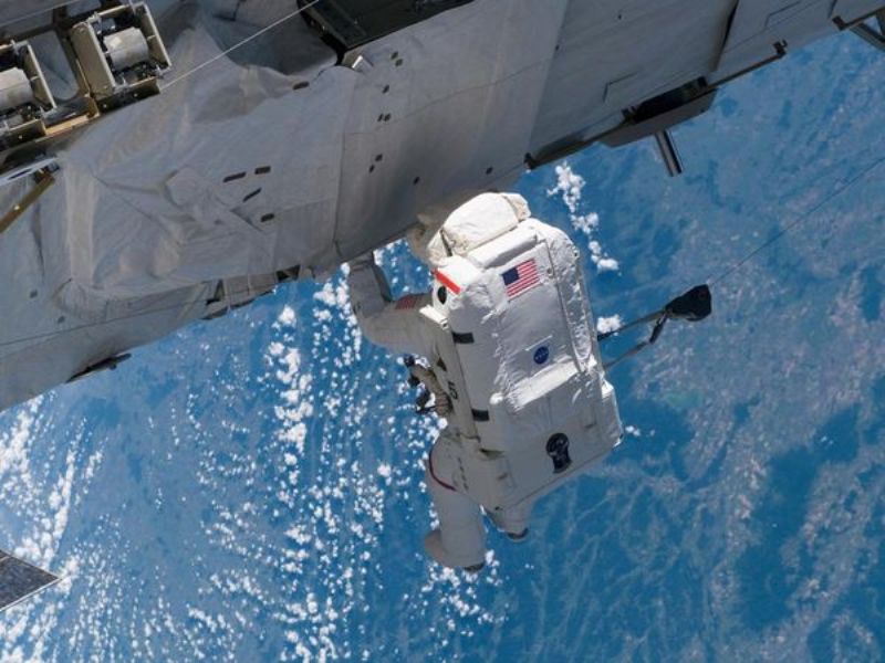Αστροναύτης «ανέβασε» φωτογραφίες της Αθήνας από τον Διεθνή Διαστημικό Σταθμό - Media