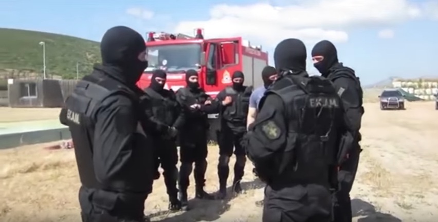 Πάνω από 400.000 άτομα συνέλαβε η αστυνομία το 2015-2016 (Video) - Media