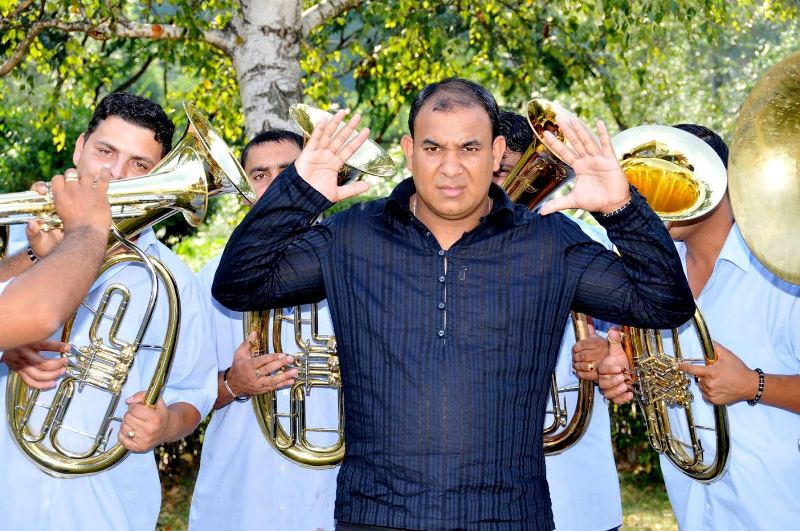BOJAN RISTIC BRASS BAND: Απογειωτικό party τσιγγάνικων χάλκινων πνευστών - Media