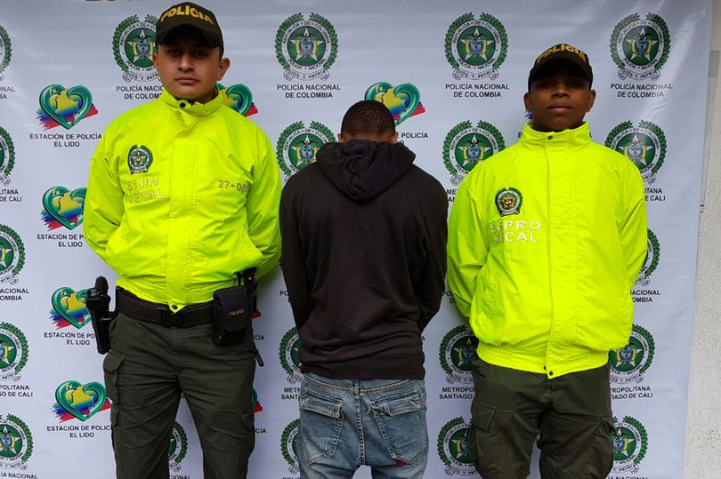 Συνέλαβαν 17χρονο εκτελεστή με 30 φόνους στο «ενεργητικό» του (Video) - Media