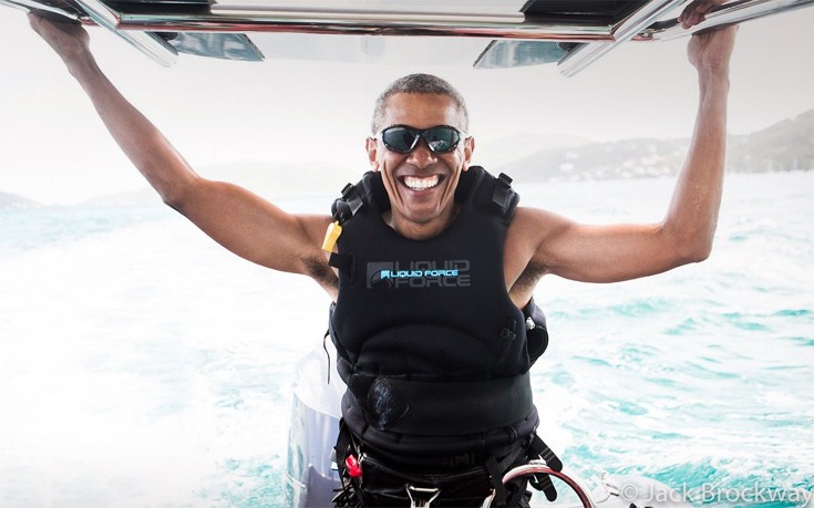 Άλλος... άνθρωπος ο Ομπάμα: Δαμάζει τα κύματα κάνοντας kitesurf με τον Μπράνσον (Photos-Video) - Media