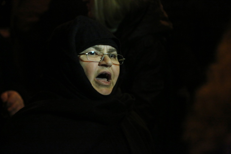 Διαδήλωση υποστηρικτών της Μονής Εσφιγμένου - Απίστευτο πανό (Photos) - Media