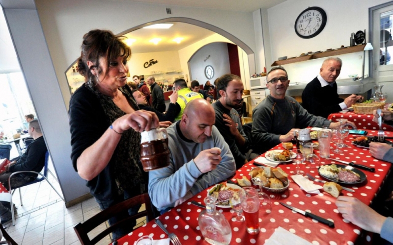 Γαλλία: Εστιατόριο βραβεύθηκε με αστέρι Μισελέν… κατά λάθος - Media