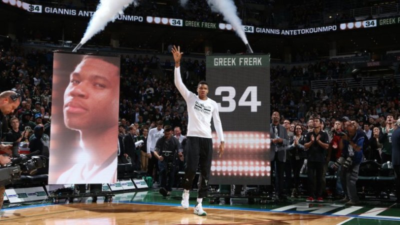 «Ο Τραμπ κάνει ό,τι η Χρυσή Αυγή στον Γιάννη Αντετοκούνμπο» - Media