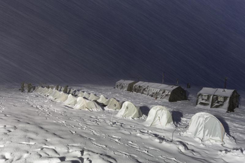 Οι ουρανοί βρέχουν… αλεξίπτωτα: Σε εξέλιξη κοινή άσκηση Ειδικών Δυνάμεων Ελλάδας-ΗΠΑ (Photos) - Media