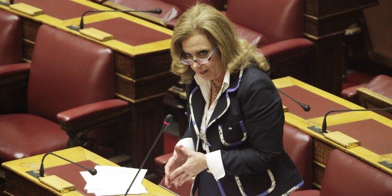 Κατέρρευσε στη Βουλή βουλευτής της Ένωσης Κεντρώων - Media