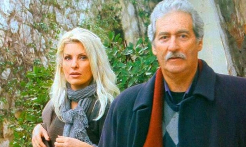 Ο πατριός της Ελένης Μενεγάκη πήρε το μικρόφωνο (Video) - Media