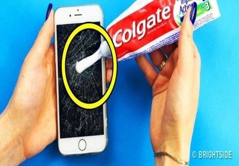 Κάντε αυτό το κόλπο και φτιάξτε την οθόνη του κινητού σας (Photos) - Media