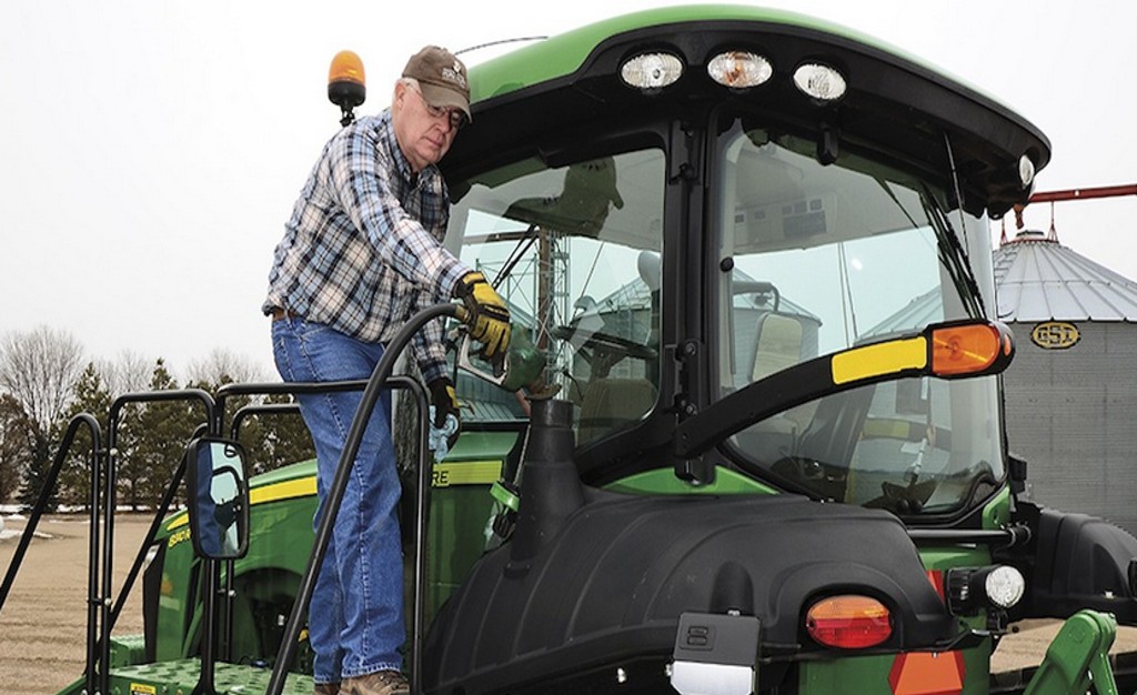 ΥΠΟΙΚ: Διευκρινήσεις για την επιστροφή του Ειδικού Φόρου Κατανάλωσης του αγροτικού πετρελαίου - Media