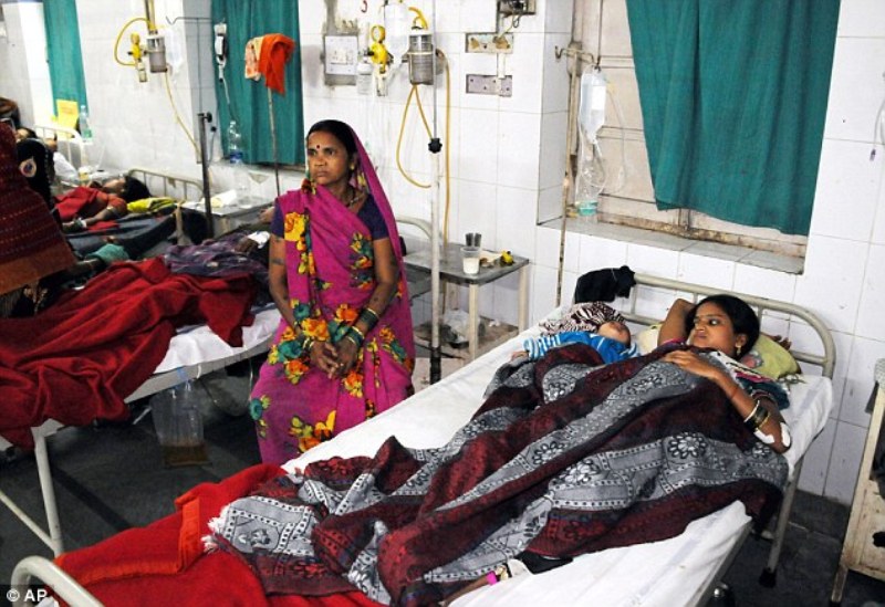Μάστιγα αμβλώσεων στην Ινδία: Βρέθηκαν 19 νεκρά θηλυκά έμβρυα κοντά σε νοσοκομείο - Media