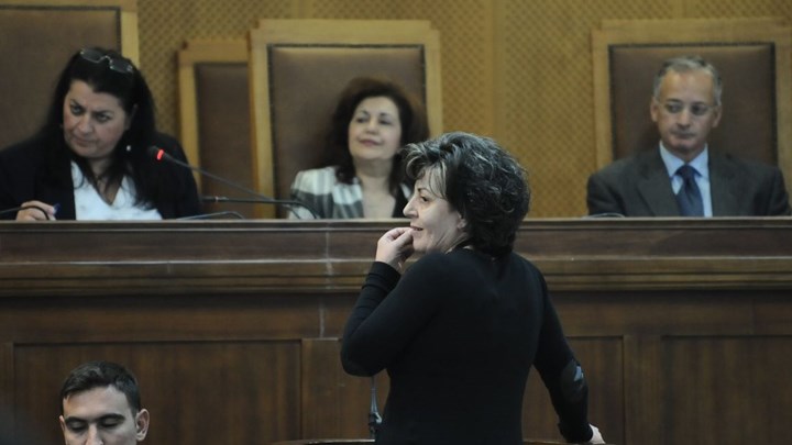 Αναγνωρίστηκε ο χρυσαυγίτης που προσέβαλε τη μνήμη του Παύλου Φύσσα  - Media