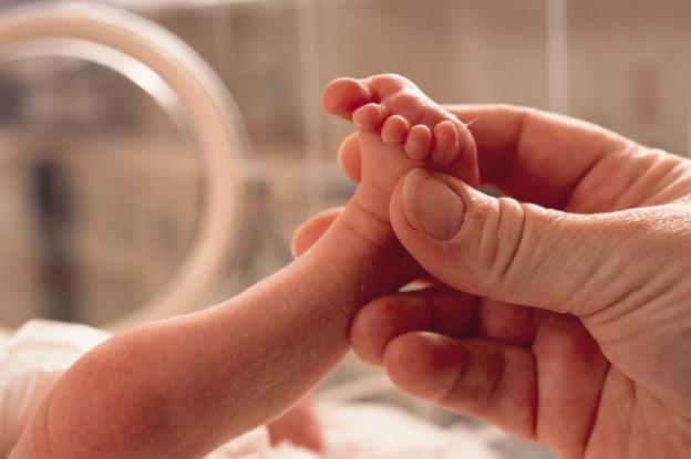 Γεννήθηκε μωρό γίγαντας - Έκπληκτοι οι γιατροί - Πόσο ζυγίζει και τι ύψος έχει (Photo) - Media