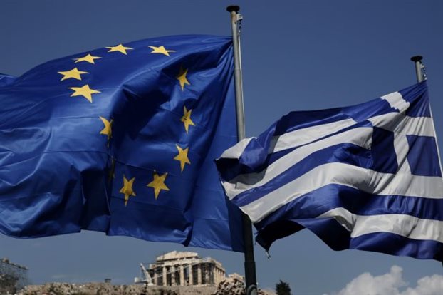 Bloomberg: Πλεόνασμα 4,3% το 2019 δίχως πρόσθετα μέτρα για την Ελλάδα - Media