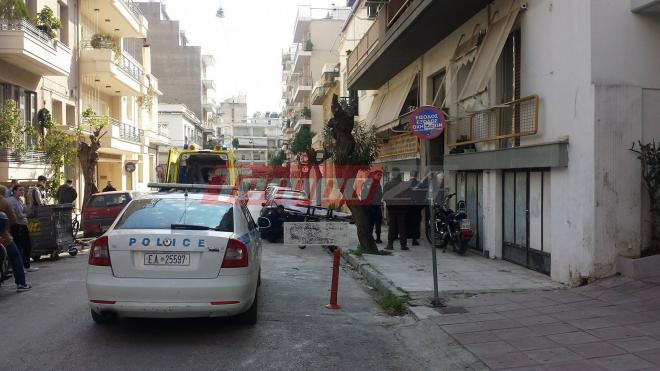 Πάτρα: Έπεσε από το μπαλκόνι κι έχασε τη ζωή της (Video) - Media