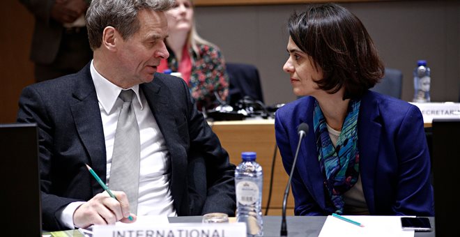 WSJ: Tο πιο αιχμηρό «αγκάθι» στην αξιολόγηση - Media