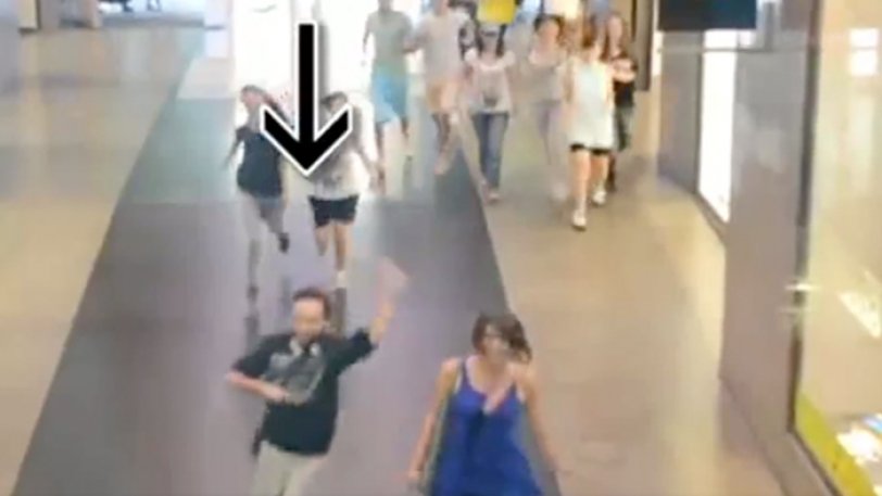 Όταν ο Ορέστης Τσανγκ χόρευε Gangnam Style και ξεσήκωνε τη Θεσσαλονίκη! (Video) - Media