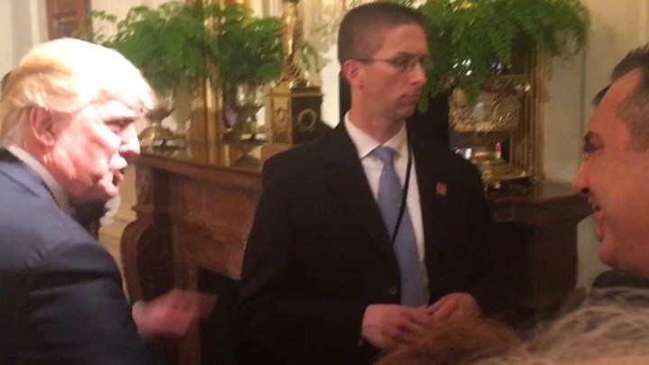 Τα χαμόγελα στη συνάντηση Τραμπ - Καμμένου στον Λευκό Οίκο (Photo) - Media