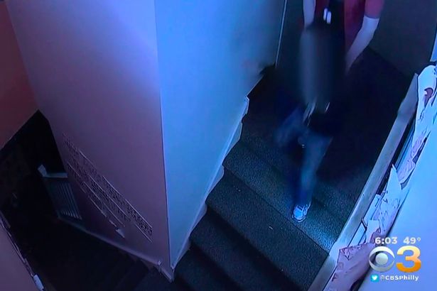 Σοκ: Νοσηλεύτρια έριξε 4χρονη από τις σκάλες (Video) - Media