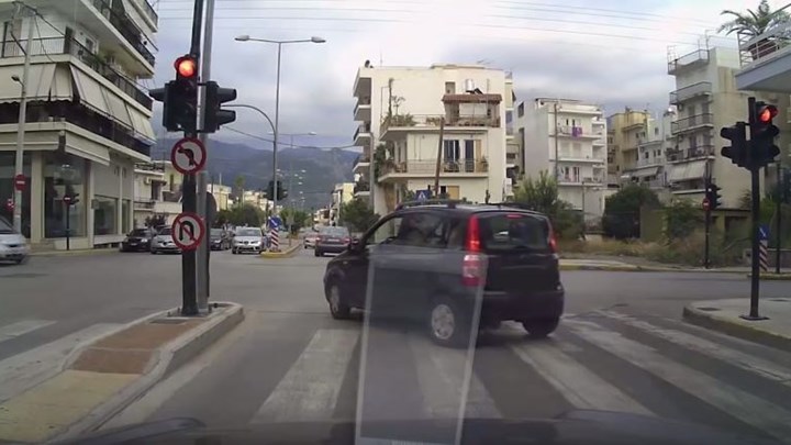 Οδηγός κατέγραψε τα καθημερινά «εγκλήματα» των ελληνικών δρόμων - Συγκλονιστικό video - Media