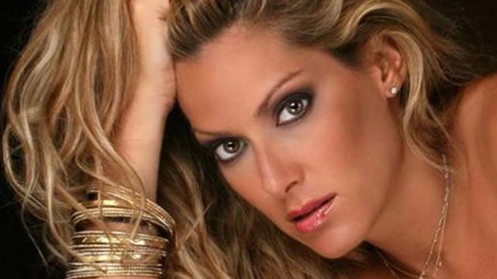 Ορθούλα Παπαδάκου για Survivor: Φάγαμε ληγμένα τρόφιμα που βρήκα σε μια παράγκα  - Media