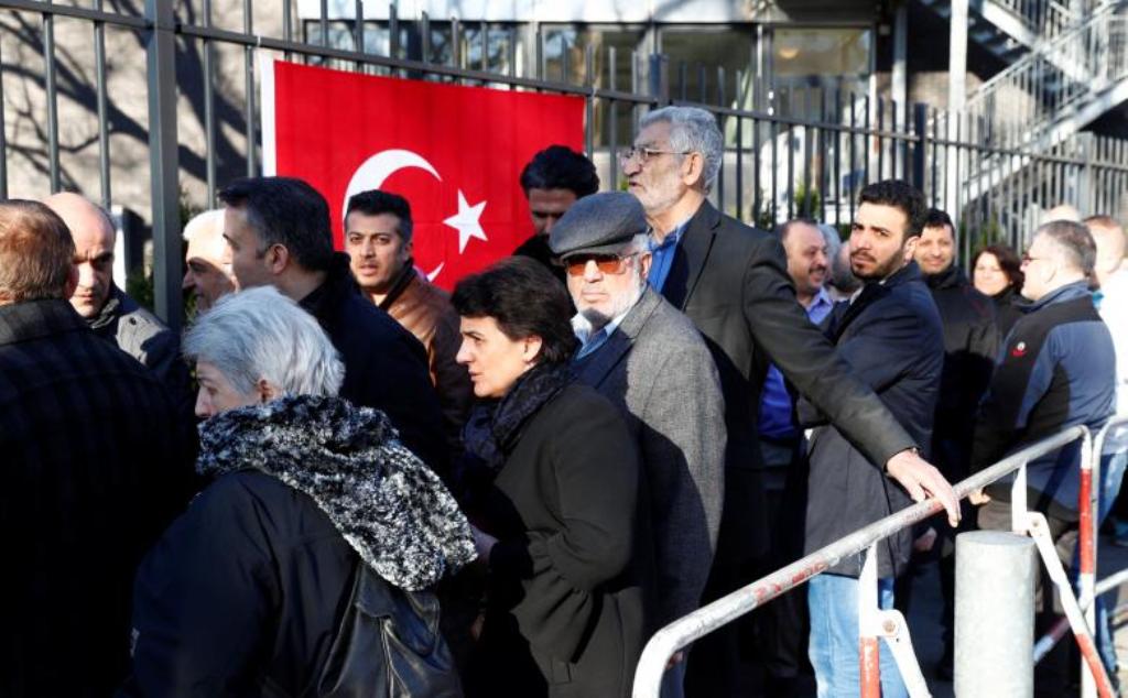 Εισαγγελία της Γερμανίας: Έρευνα για τους Τούρκους κατασκόπους - Media