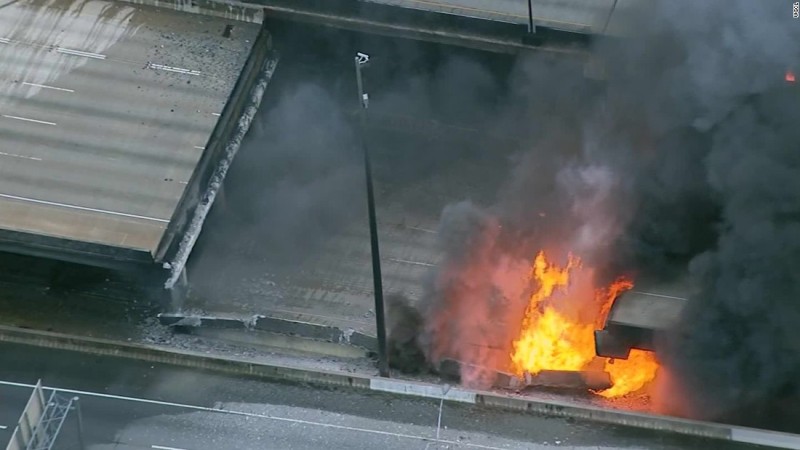 Κόλαση στην Ατλάντα: Κατέρρευσε η εθνική λεωφόρος μετά από φωτιά (Photos) - Media