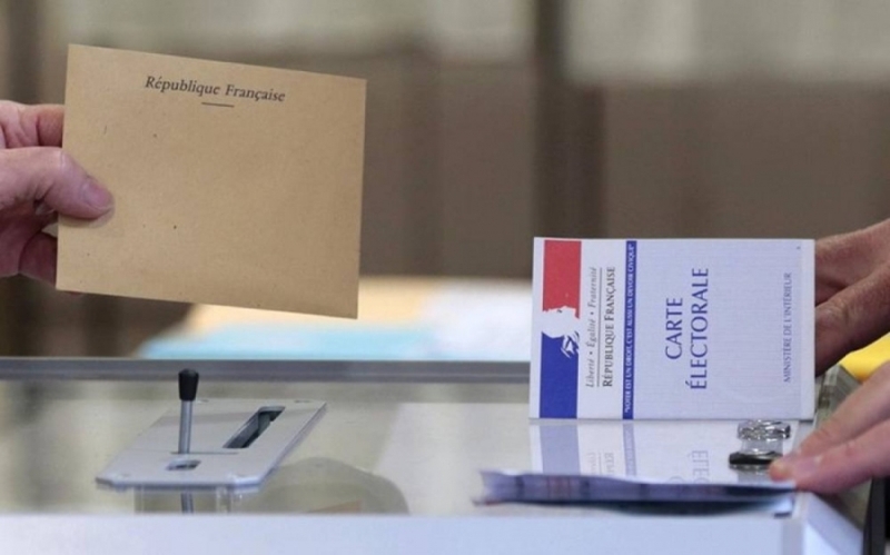 Γαλλία: Έντεκα οι υποψήφιοι στις προεδρικές εκλογές της 23ης Απριλίου - Media
