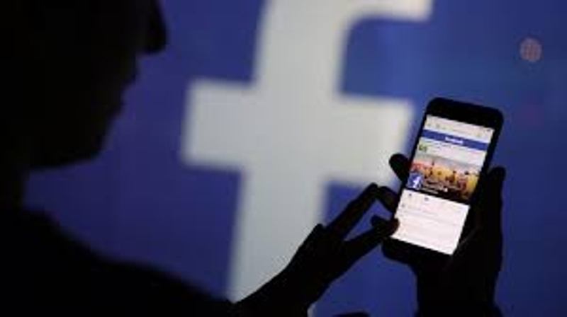 Facebook: Το αφήσατε ανοιχτό σε ξένη συσκευή; Δείτε πως να το κλείσετε από απόσταση - Media