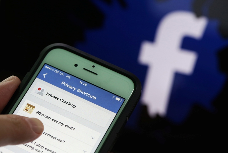 Εφαρμογή-απάτη πανικοβάλλει τους χρήστες του Facebook - Media