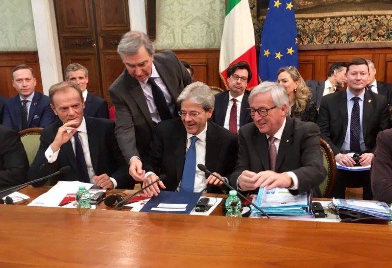 Γιούνκερ: Ανανεώνουμε τους όρκους μας για μια αδιαίρετη Ευρώπη - Media