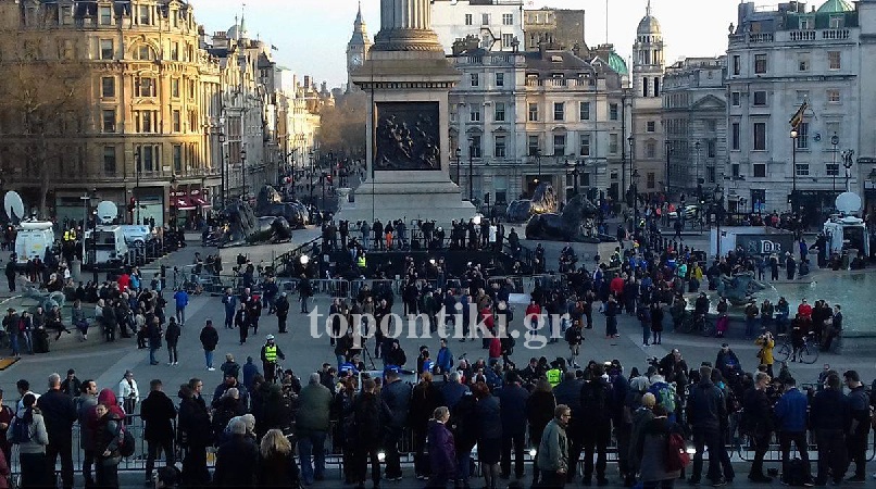 Ολονυκτία στο Λονδίνο για τα θύματα της επίθεσης - Αποκλειστικές εικόνες - Media