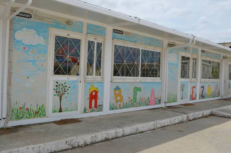 Ελεύθεροι με περιοριστικούς όρους οι μαστροποί της Μανωλάδας  - Media