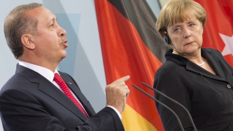 Η Γερμανία «κόβει» παραγγελίες όπλων προς την Τουρκία - Media