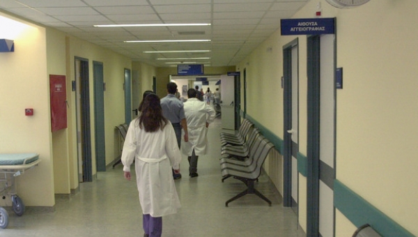 Σοκ στη Μυτιλήνη – 47χρονος πέθανε αβοήθητος μέσα σε τουαλέτα του Νοσοκομείου  - Media
