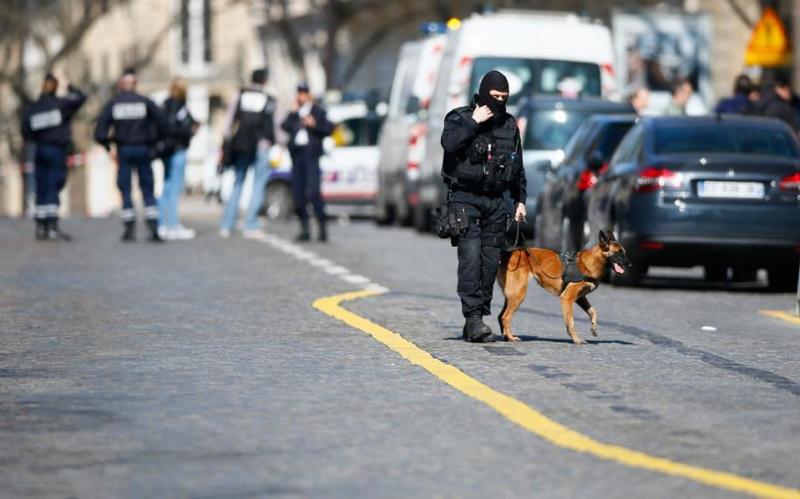 Γαλλία: Ελεύθεροι οι συγγενείς του δράστη του Ορλί - Media