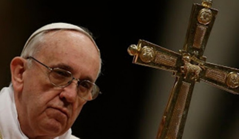 Ο πάπας Φραγκίσκος επαινεί Ελλάδα και Ιταλία για την αντιμετώπιση του προσφυγικού - Media