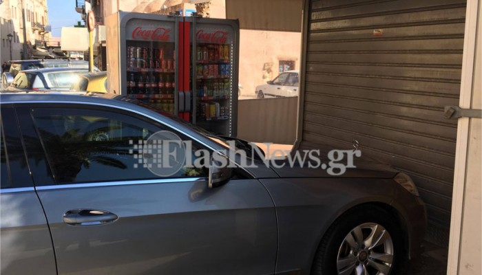 Χανιά: Πάρκαρε μπροστά από περίπτερό της και δεν μπορούσε να το… ανοίξει! (Photos) - Media