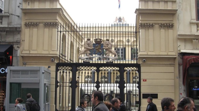 Ανυποχώρητος ο Ρούτε στις τουρκικές προκλήσεις: Ανάρμοστες οι διπλωματικές κυρώσεις της Τουρκίας σε βάρος μας - Media