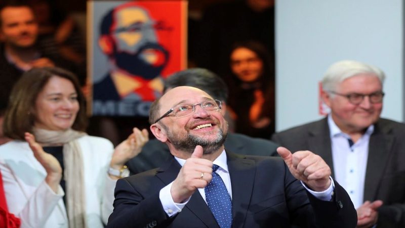 Παμψηφεί ο Σουλτς στο «τιμόνι» του SPD - Με ποσοστό 100% για καγκελάριος - Media