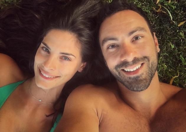 Survivor: Παράτησε τη δουλειά της και πάει να τον βρει στον Άγιο Δομίνικο! - Media