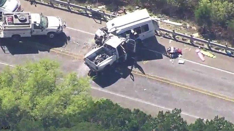 Πένθος στο Τέξας: 13 νεκροί σε τροχαίο  (Photos - Video) - Media