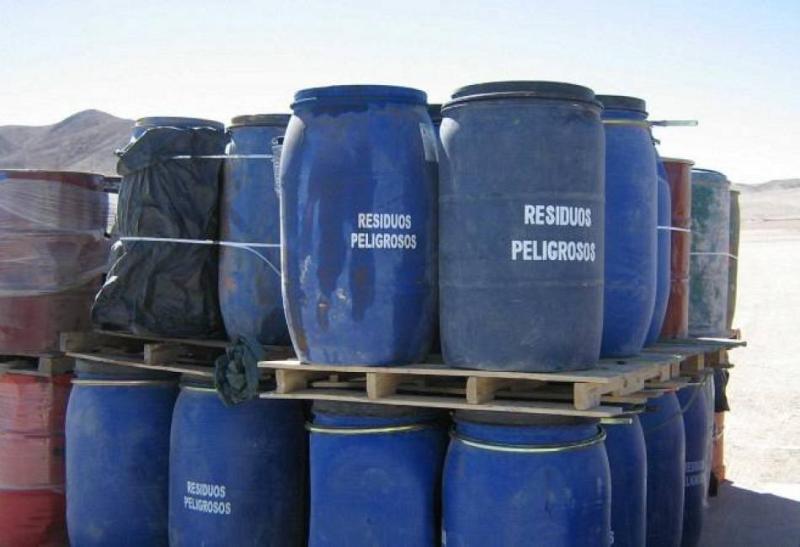 Συναγερμός: Εξαφανίστηκαν 1.300 κοντέινερ με επικίνδυνα απόβλητα στην Αλβανία - Media