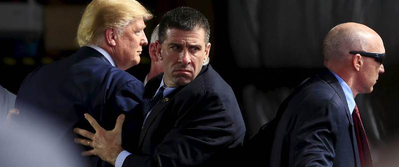 Σοκ στη Μυστική Υπηρεσία των ΗΠΑ: Κλάπηκε υπολογιστής με απόρρητα σχέδια ασφαλείας της οικίας Τραμπ! - Media