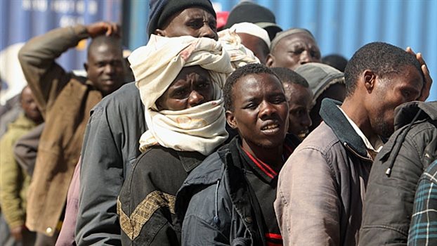 «Με 200 - 500 δολ. αγοράζεις έναν μετανάστη» - Δραματικό SOS από τον ΟΗΕ για τα σύγχρονα σκλαβοπάζαρα  - Media