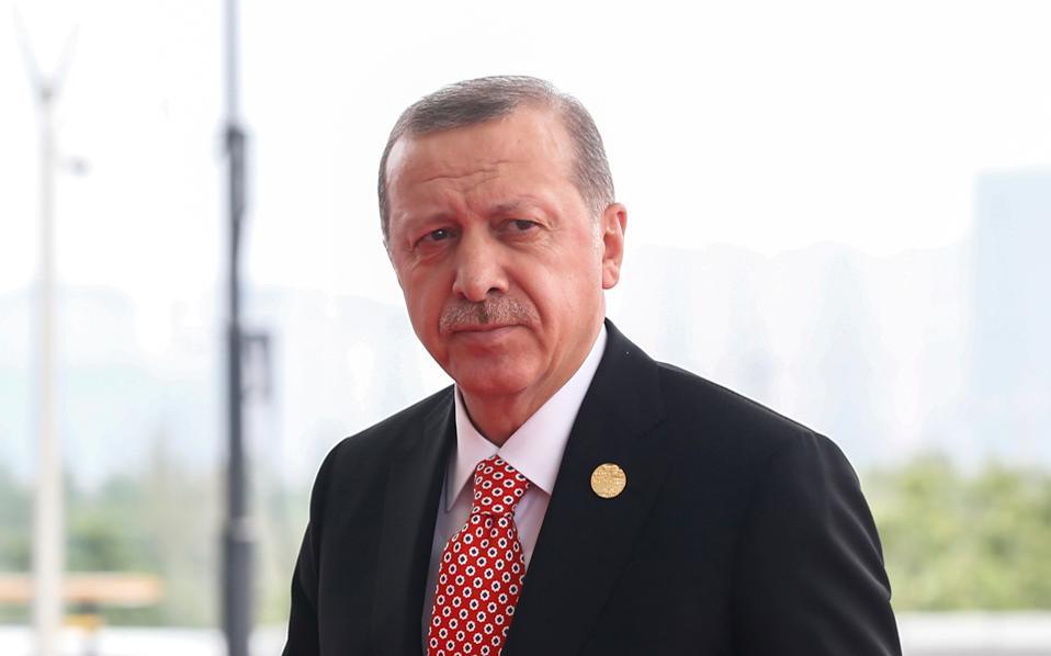 Το παίζει «εγγυητής της ειρήνης» τώρα ο Ερντογάν - Για να ψαρέψει και ψήφους Κούρδων στο δημοψήφισμα - Media