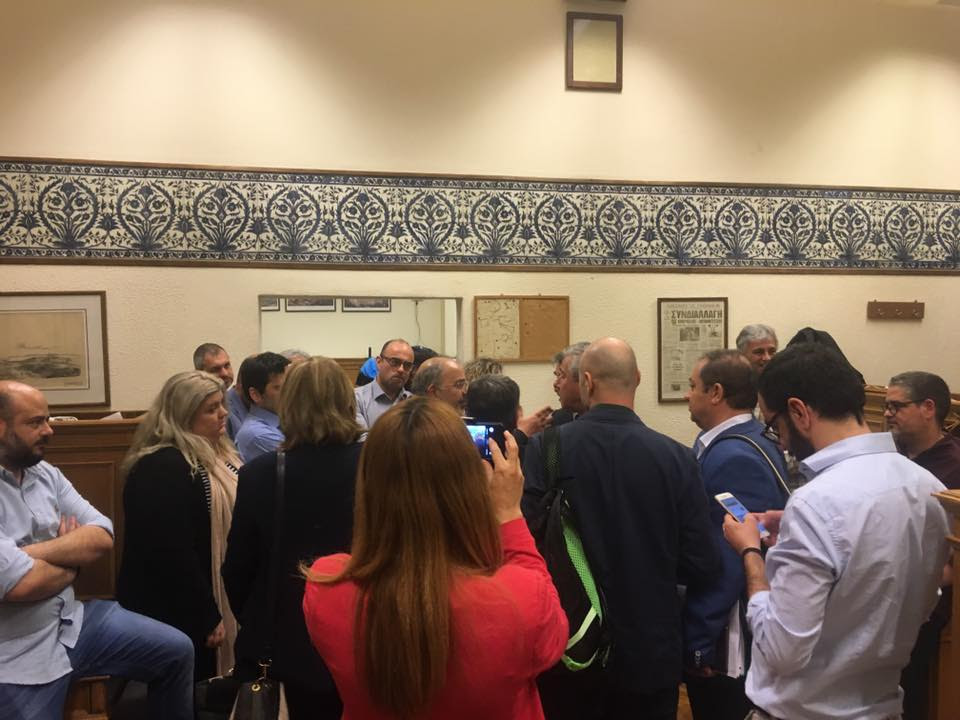 Καταγγελίες αντιπολίτευσης: «Ο Μαδούρο του ΣΥΡΙΖΑ» και τα κλειστά μικρόφωνα στη Βουλή - Media