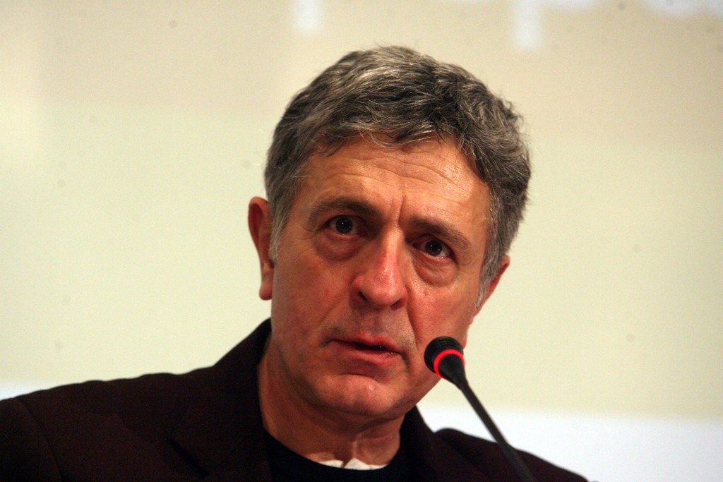 Ομολογία Κούλογλου: Τα μέτρα απομακρύνουν την εκλογική και κοινωνική βάση του ΣΥΡΙΖΑ - Media