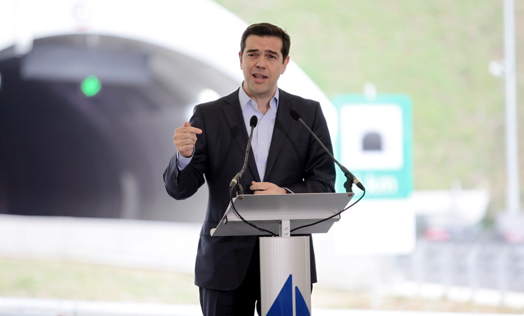 Τσίπρας: Η αξιολόγηση θα κλείσει είτε το θέλουν κάποιοι είτε όχι (Photos) - Media
