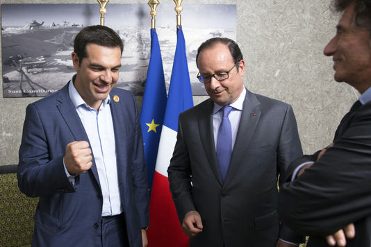 Πρόσκληση Τσίπρα σε Ολάντ για διακοπές στην Ελλάδα - Media