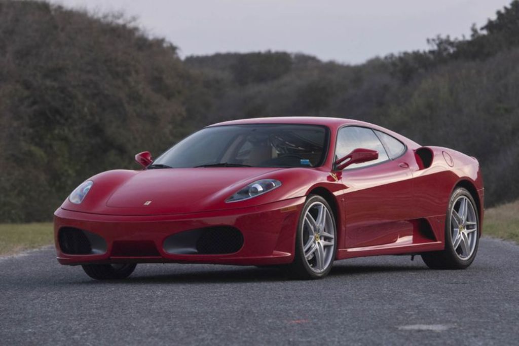 Στο «σφυρί» η Ferrari του Τραμπ για 270.000 δολάρια (Photos) - Media